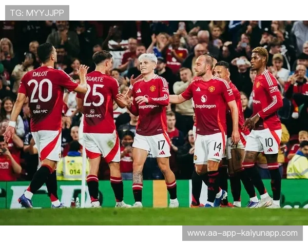 五大联赛锋线球员门前一脚表现分析，同一联赛锋线